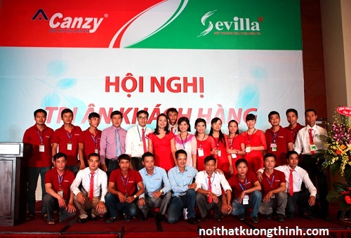 Máy hút mùi Canzy luôn đồng hành cùng gia đình Việt
